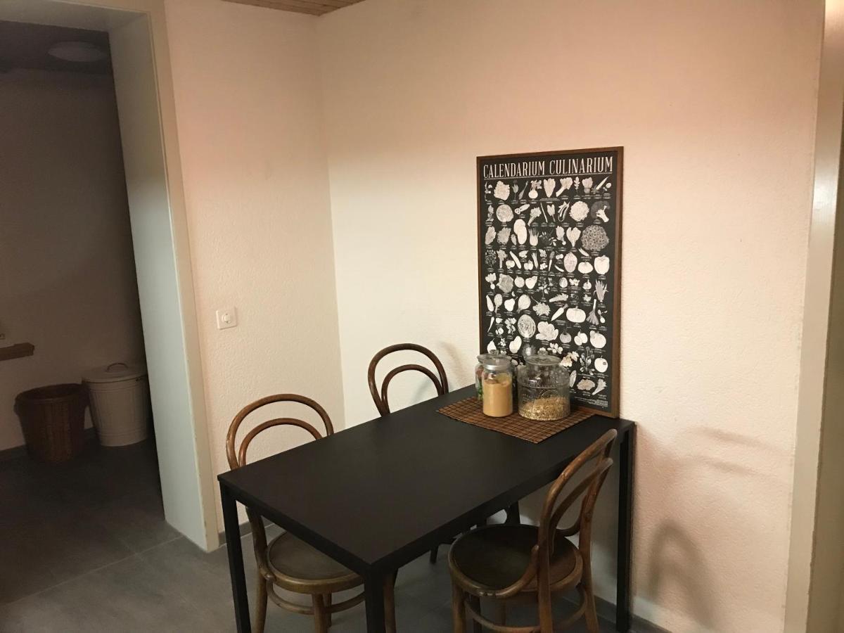 דירות Simple Flat 72 M2 In The Centre Of Burgdorf With Private Parking מראה חיצוני תמונה